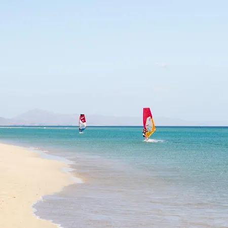 別荘 Home2book Casa Etone, Bbq, Terrace & Pool ラハレス