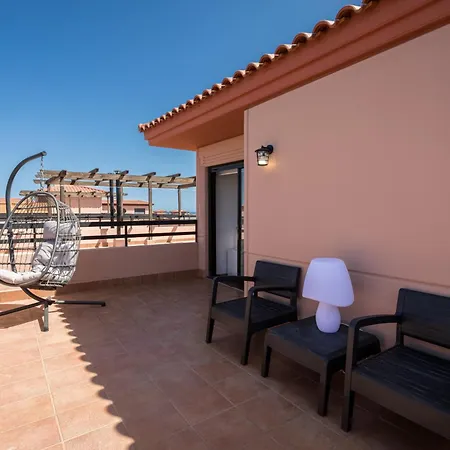 Home2book Casa Etone, Bbq, Terrace & Pool * Lajares