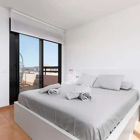 Home2book Casa Etone, Bbq, Terrace & Pool * ラハレス