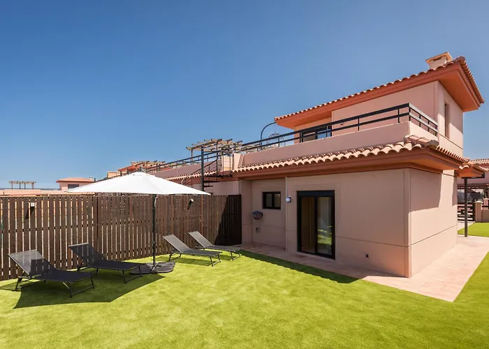 Home2book Casa Etone, Bbq, Terrace & Pool 度假居